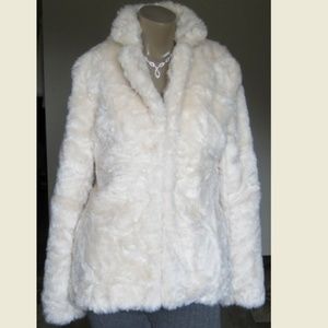 Forever 21 Coat Women's Furry Chic Cream Color M